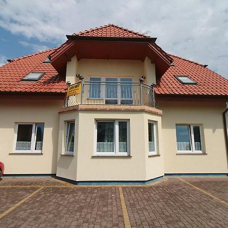 Отель Siodemka W Dziwnowku Дзивновек Экстерьер фото
